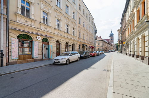 Photo 24 - Colorful Apartment Kazimierz by Renters