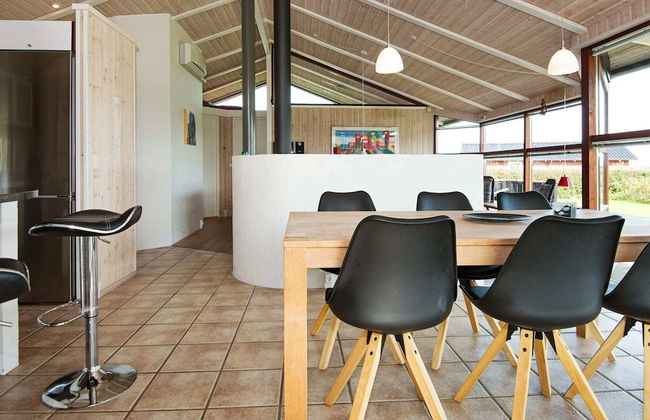 7 Person Holiday Home in Sjolund - Foto 31