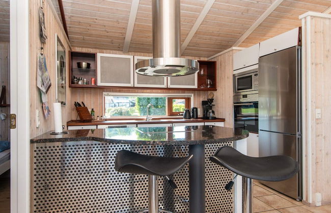 7 Person Holiday Home in Sjolund - Foto 16