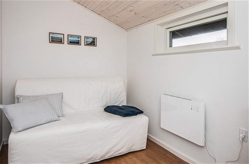 Photo 4 - 6 Person Holiday Home in Nordborg