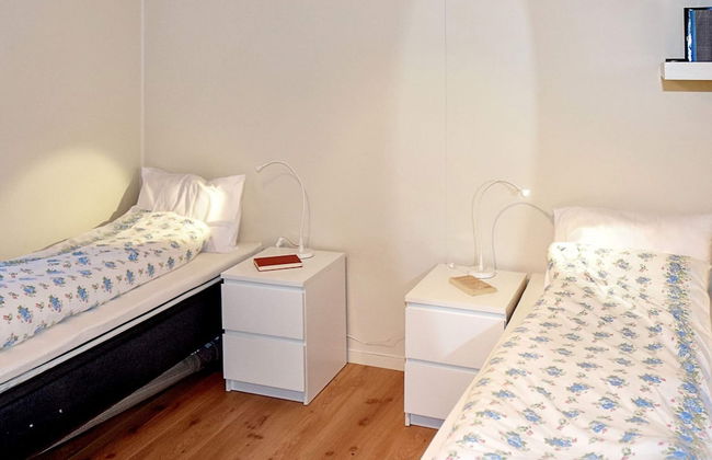 8 Person Holiday Home in Revsnes - Foto 4
