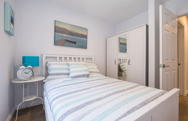 Chic & Central 3-bedroom in Little Italy - Foto 6