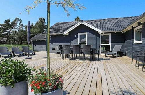 Photo 36 - 12 Person Holiday Home in Blavand