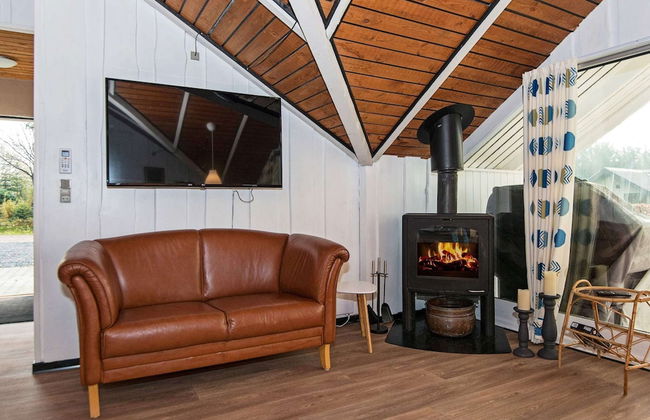 6 Person Holiday Home in Ansager - Foto 16