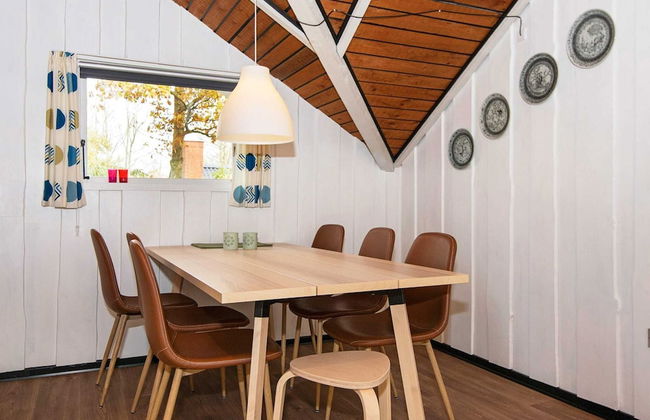 6 Person Holiday Home in Ansager - Foto 9