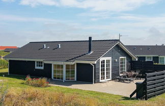 Photo 1 - 7 Person Holiday Home in Lokken