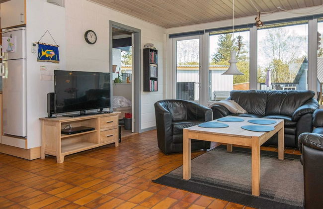 6 Person Holiday Home in Orsted - Photo 14