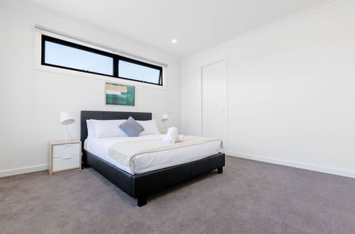 Photo 5 - WoW Factor!luxe 4BR Townhouse@glen Waverley