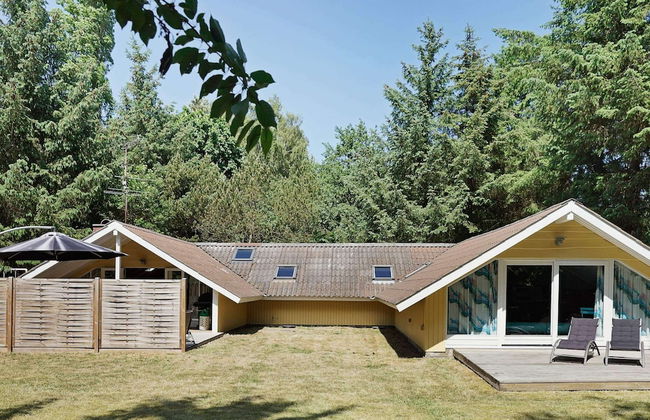 8 Person Holiday Home in Aakirkeby - Foto 18