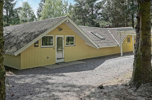 Photo 21 - 8 Person Holiday Home in Aakirkeby