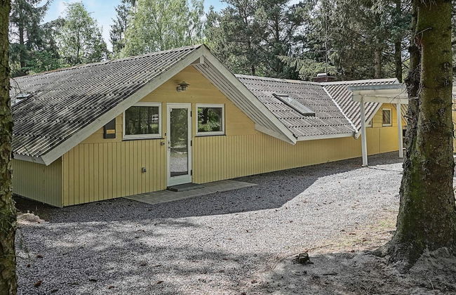 8 Person Holiday Home in Aakirkeby - Foto 22