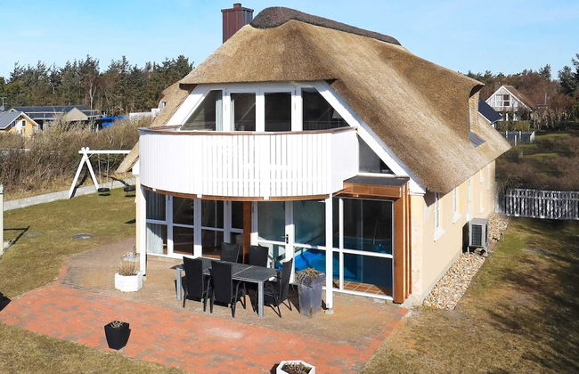 8 Person Holiday Home in Blavand - Foto 46