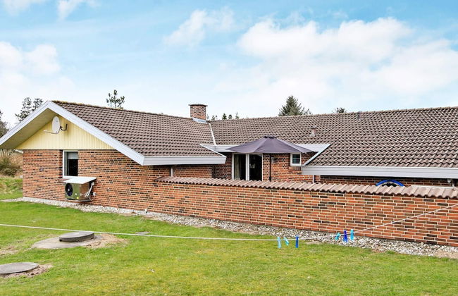 10 Person Holiday Home in Blavand - Foto 23