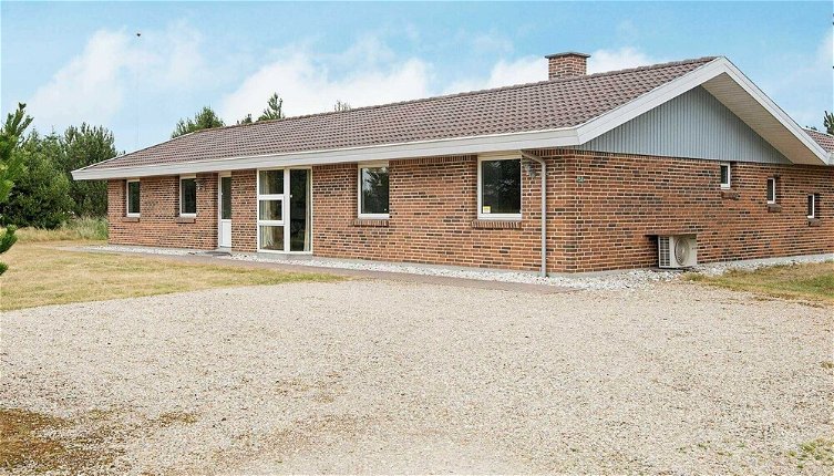 Photo 1 - 10 Person Holiday Home in Blavand
