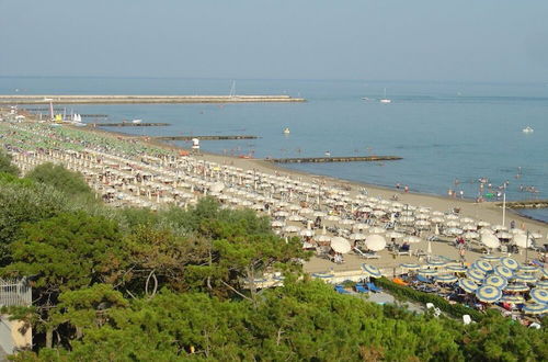 Photo 10 - Renovated Apartment With sea View Terrace