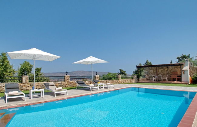 Villa Avra in Vrises - Photo 3