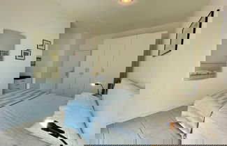 Foto 3 - Renovated Apartment With sea View Terrace