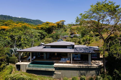 Photo 72 - Luxe 4 Bdrm Villa w Epic Oceanview Infinity Pool