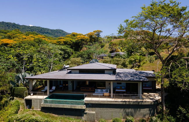 Luxe 4 Bdrm Villa w Epic Oceanview Infinity Pool - Foto 79