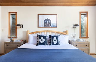 Photo 3 - Redwood by Avantstay Secluded Cabin w/ Views & Spa 5mins to Northstar