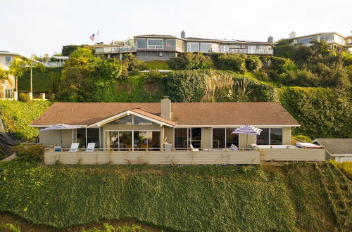 Photo 30 - Parasol by Avantstay Hilltop Ocean View Escape w/ Large Patio & Pool Table