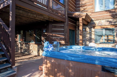 Photo 25 - Zendo by Avantstay Serene Mountain Abode w/ Hot Tub & Views