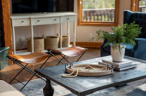 Photo 26 - Zendo by Avantstay Serene Mountain Abode w/ Hot Tub & Views