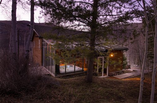 Foto 28 - Condor by Avantstay Gorgeous Mountain Home w/ Hot Tub & Sauna