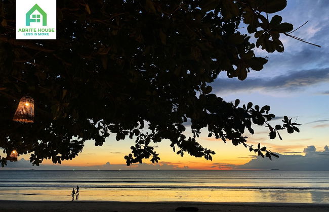 Tiny House on Koh Lanta Only 2 Mins Walk to the Beach - Foto 1