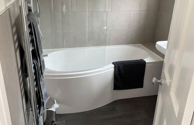 Cottage - Sleeps 6 - Garden - Parking - Foto 6
