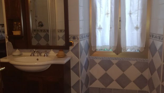 Badezimmerausstattung
