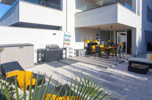 Photo 28 - sunshine Deluxe 80m2 Apartment With Pool, 50 m2 Garden Lounge and Outdoor Space