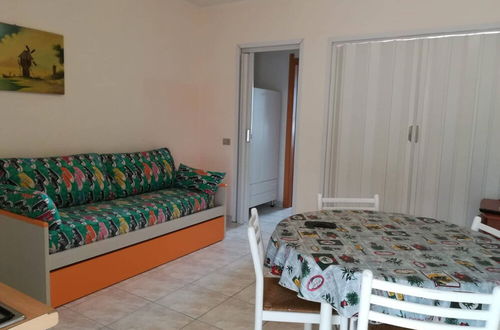 Foto 4 - Apartment c6 With Sea View Terrace, TV, air Conditioning, Wifi, Swimming Pool