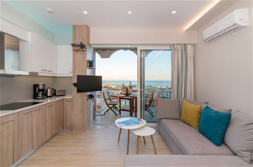 Foto 9 - 'eolia Apartment' - Sea & City View Central Apt