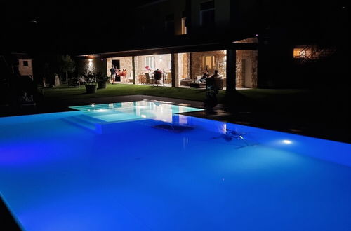 Photo 17 - Villa With Pool - Wanderlust