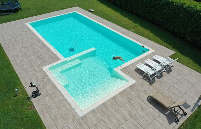 Villa With Pool - Wanderlust - Photo 15