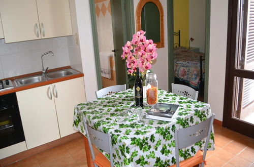 Foto 8 - Holiday Home With Balcony and air Conditioning in Torre Dell'o