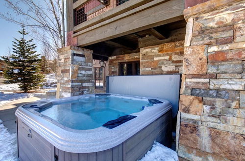 Photo 13 - KBM Resorts: Deer Valley Penthouse! Hot Tub, Pool Table, Shuffleboard