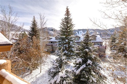 Foto 1 - KBM Resorts Deer Valley Free Winter Shuttle to Snow Park Pick up at Home, Sleeps 12, Hot Tub