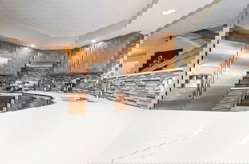 Photo 15 - 180 Degrees