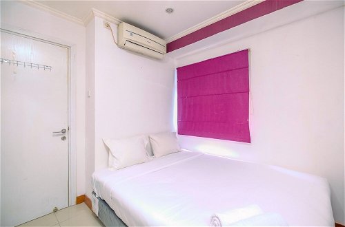 Photo 2 - Comfy 2Br At Green Pramuka City Apartment