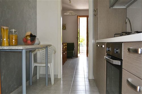 Foto 9 - Holiday Home With Equipped Outdoor Area in Torre Dell'orso