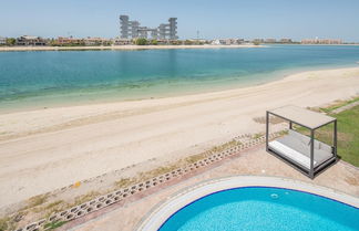 Foto 1 - Palm Jumeirah Beach Front XL Villa w Prvt Pool