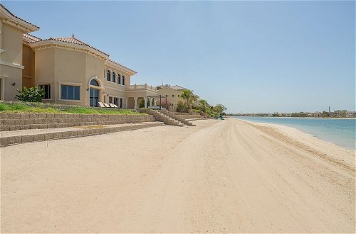 Photo 25 - Palm Jumeirah Beach Front XL Villa w Prvt Pool