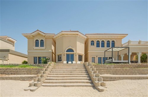 Photo 23 - Palm Jumeirah Beach Front XL Villa w Prvt Pool