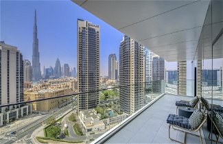 Photo 3 - Luxury Apt W Burj Khalifa Vw Dubai Canal Access