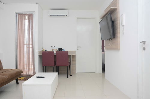 Photo 10 - Furnished and Relaxing 2BR Bassura City Apartment near Mall