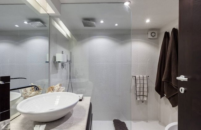 Beautiful Luxury Villa Located in Sardinia in Villasimius Near the Beaches - Foto 22