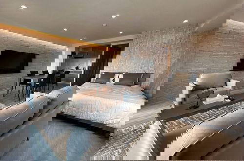 Photo 10 - Crice Hotel Namba II