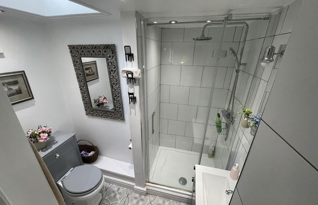Stunning 1-bed Cottage With Hot Tub in Ross-on-wye - Foto 16
